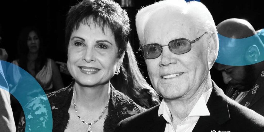 Alleged XRP Thief Also Accused of Stealing Ethereum, SHIB From George Jones' Widow