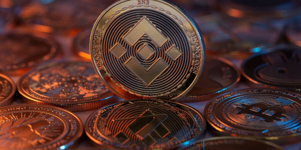 VAPE Stock Skyrockets 700% on $500 Million BNB Crypto Treasury Plan