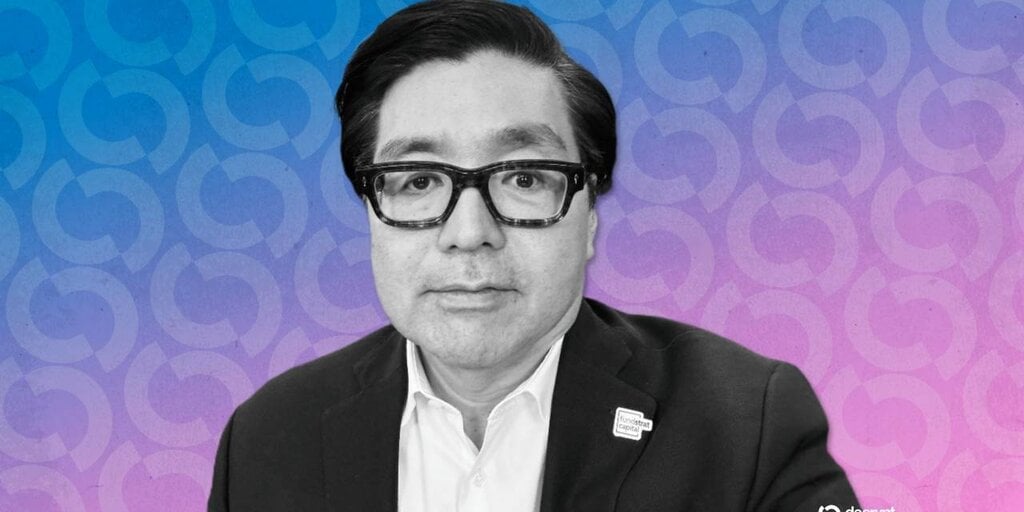 Bitcoin Could 'Easily' Reach $200,000 This Year, Says Tom Lee