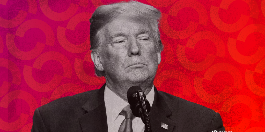 Bitcoin, Ethereum Dive Alongside Stocks as Trump Threatens 'Massive' China Tariffs