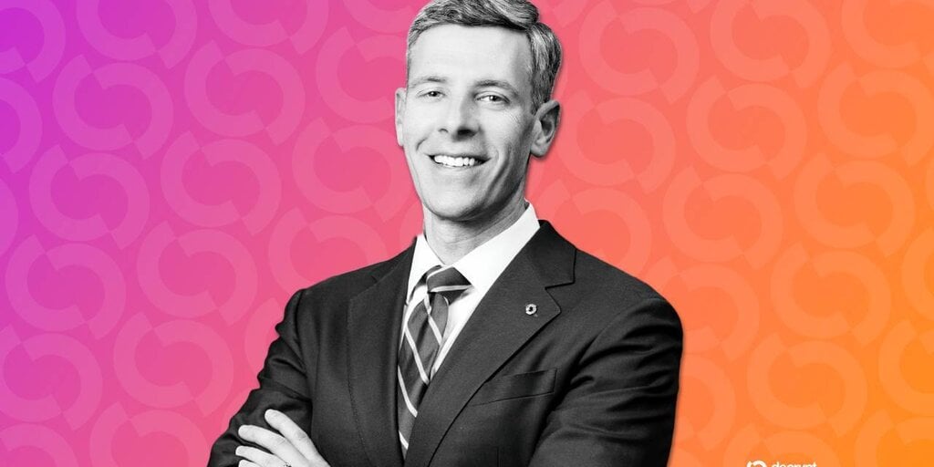 OCC Chief Plays Down Stablecoin ‘Bank Run’ Fears